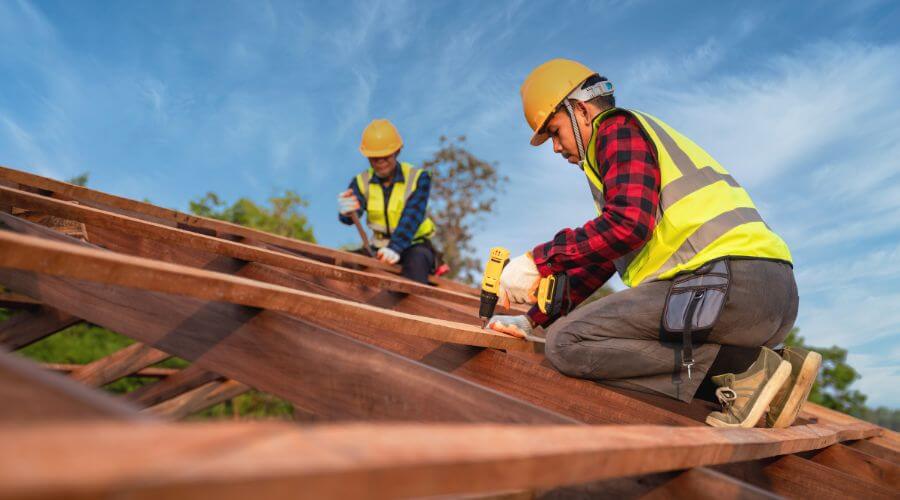 Professional Flat Roofing Installation services in Union City, MI
